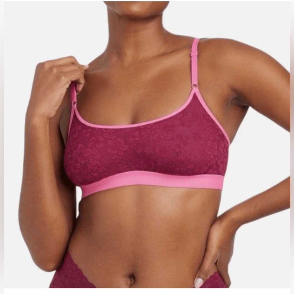 NWT Auden Lightly Line Scoop Neck Lace Bralette